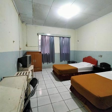 Hotel Nirwana Ternate Redpartner Екстериор снимка
