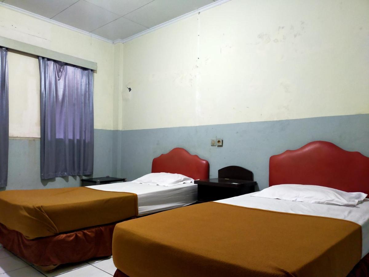 Hotel Nirwana Ternate Redpartner Екстериор снимка