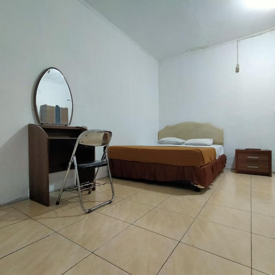 Hotel Nirwana Ternate Redpartner Екстериор снимка
