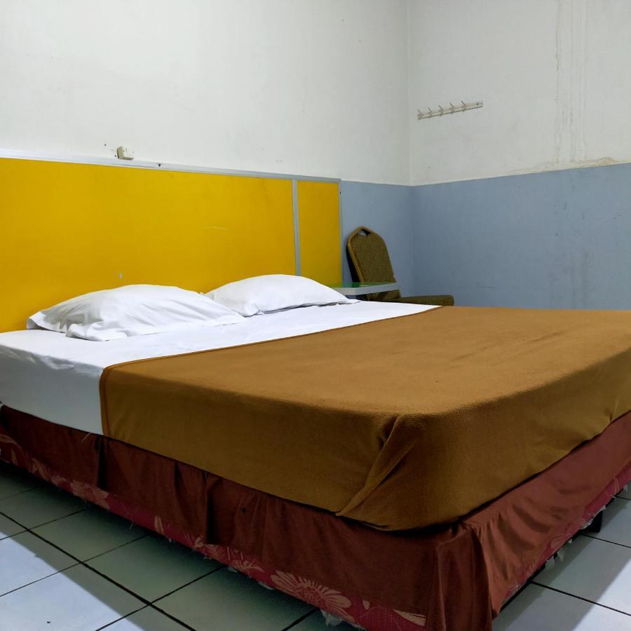 Hotel Nirwana Ternate Redpartner Екстериор снимка