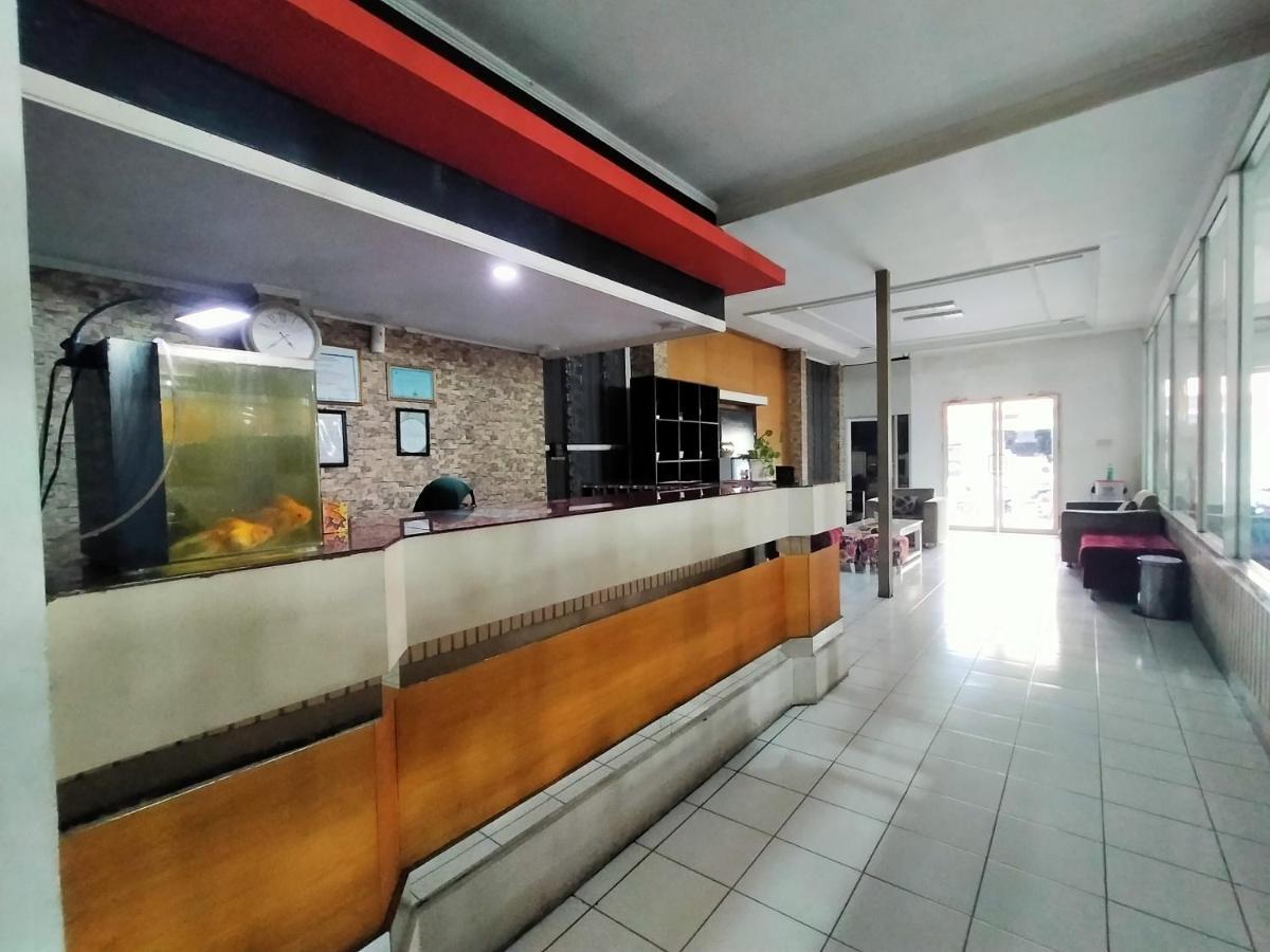 Hotel Nirwana Ternate Redpartner Екстериор снимка