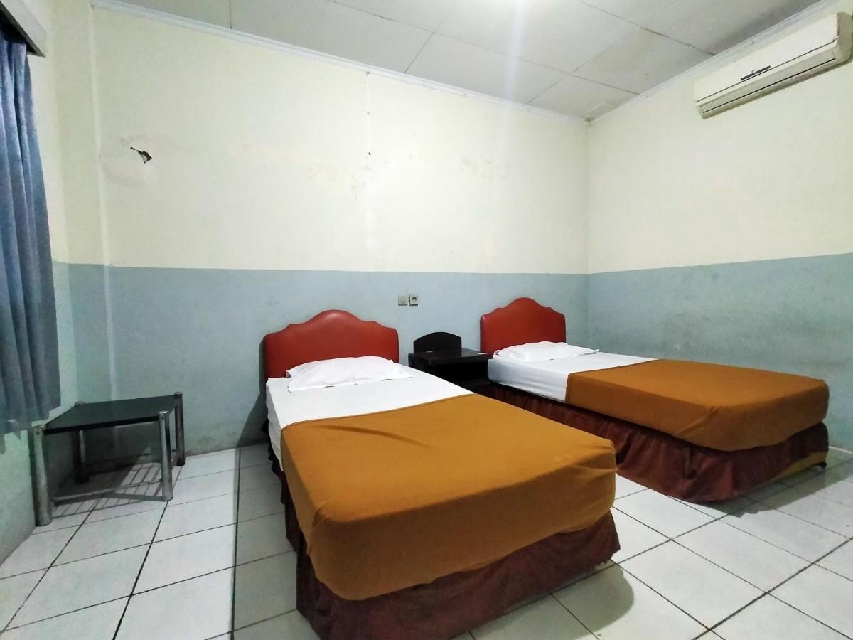 Hotel Nirwana Ternate Redpartner Екстериор снимка