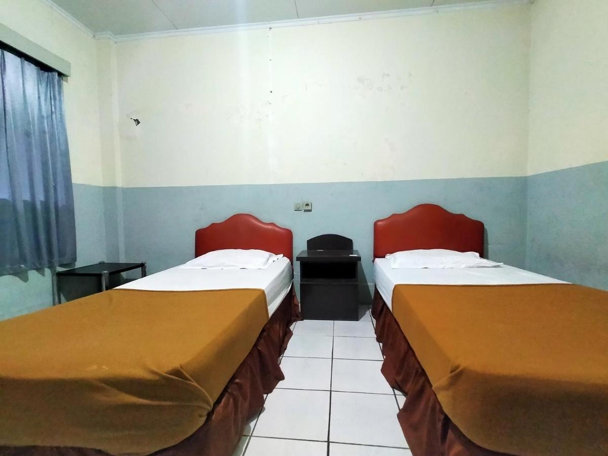 Hotel Nirwana Ternate Redpartner Екстериор снимка