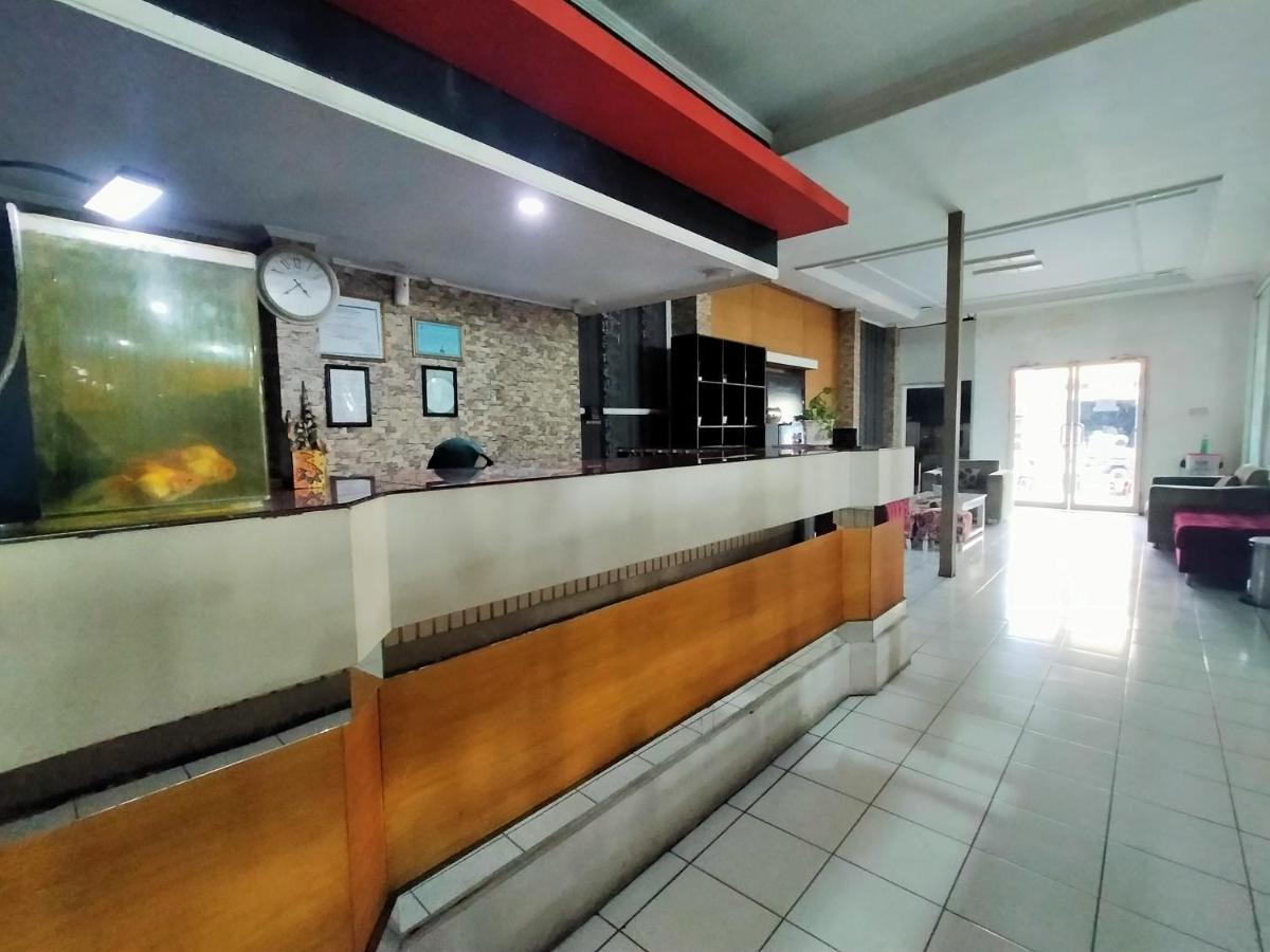 Hotel Nirwana Ternate Redpartner Екстериор снимка
