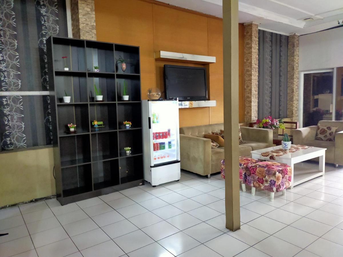 Hotel Nirwana Ternate Redpartner Екстериор снимка