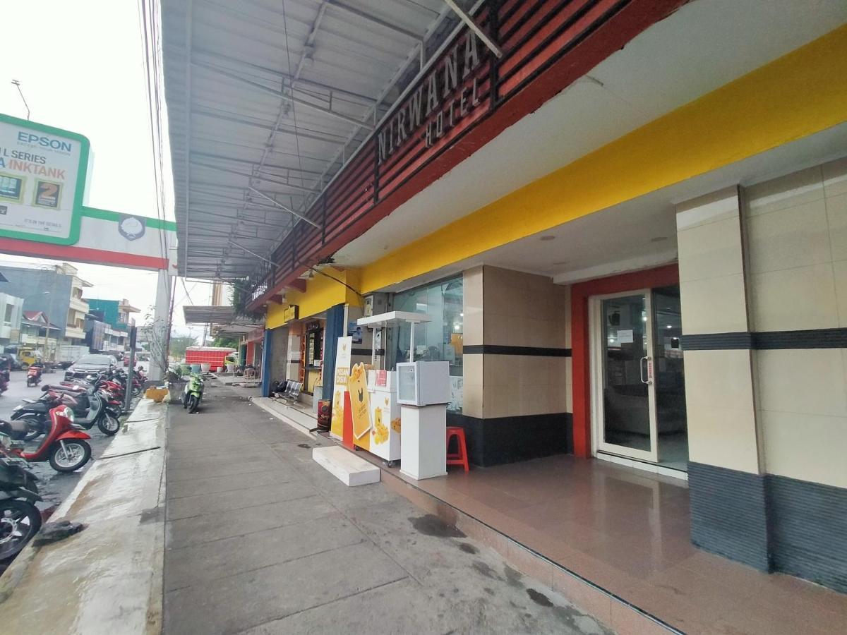 Hotel Nirwana Ternate Redpartner Екстериор снимка