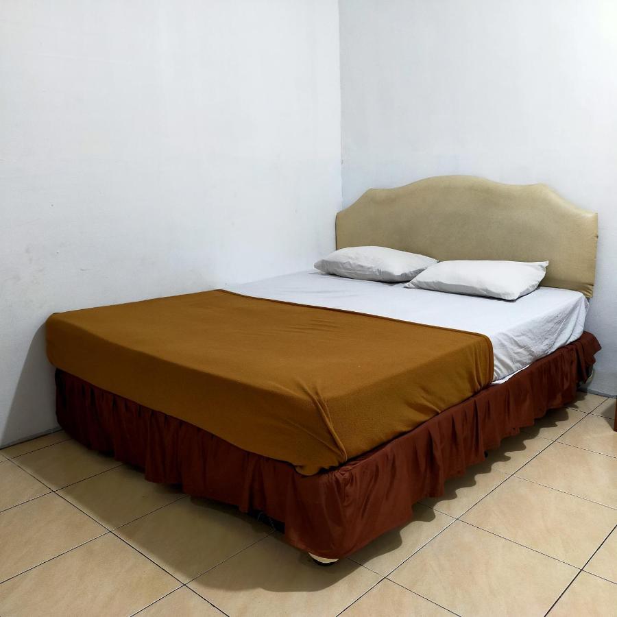 Hotel Nirwana Ternate Redpartner Екстериор снимка