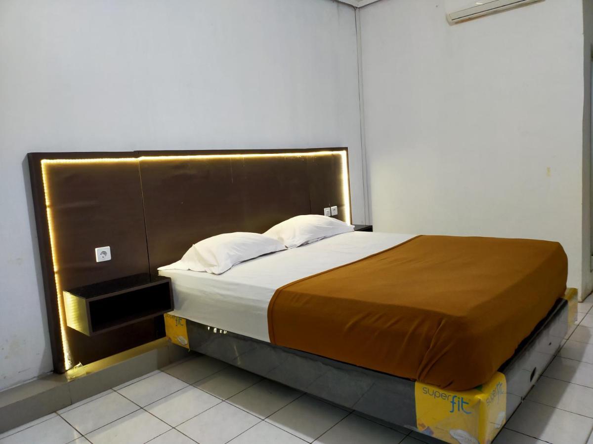 Hotel Nirwana Ternate Redpartner Екстериор снимка
